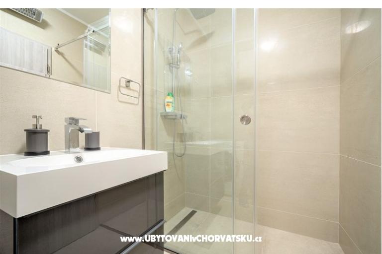 Luxury modern apartment on beach – фото 9