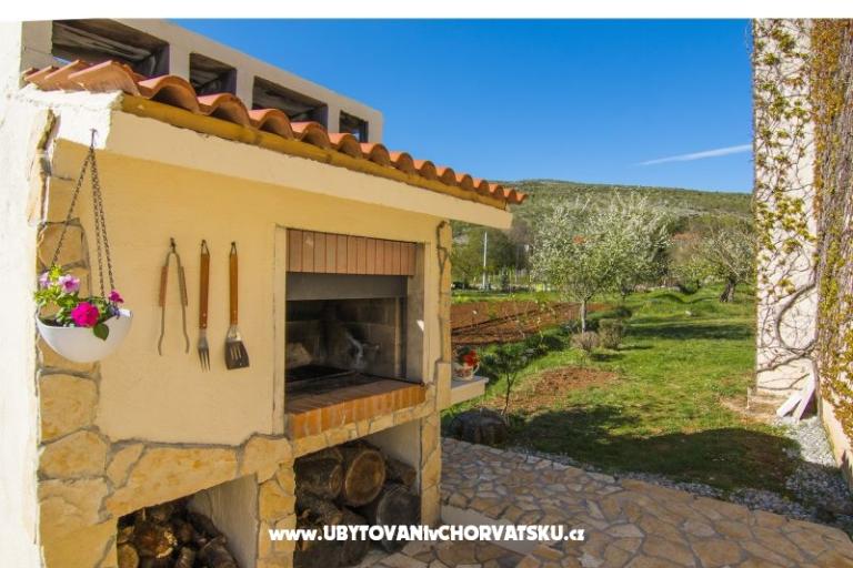 Villa Romansa- 22 km from Split – фото 9