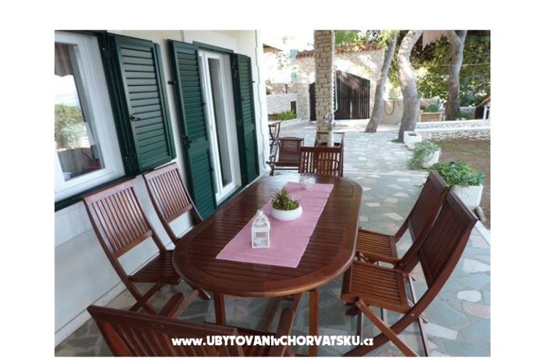 апартаменты-cupic-trogir.com – фото 2