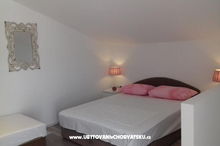 Nena Trogir, Slatine – фото 14