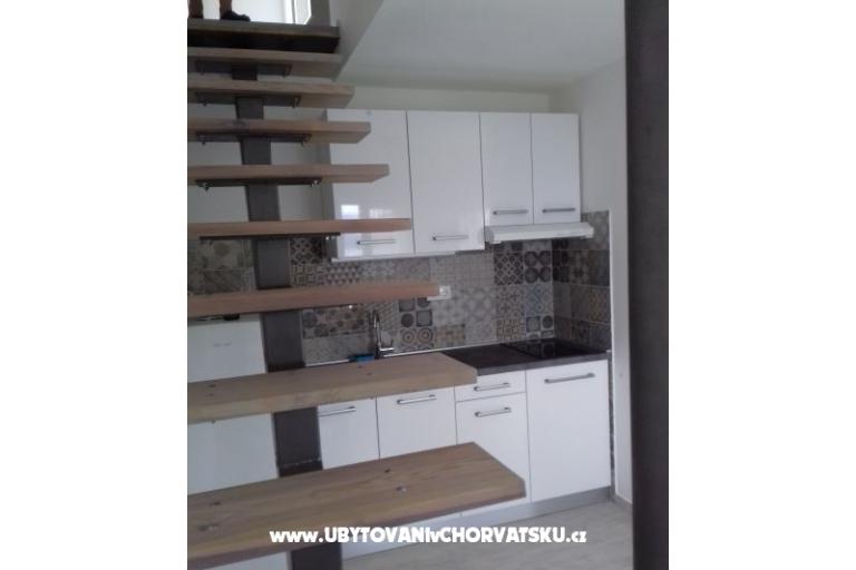 Nena Trogir, Slatine – фото 7