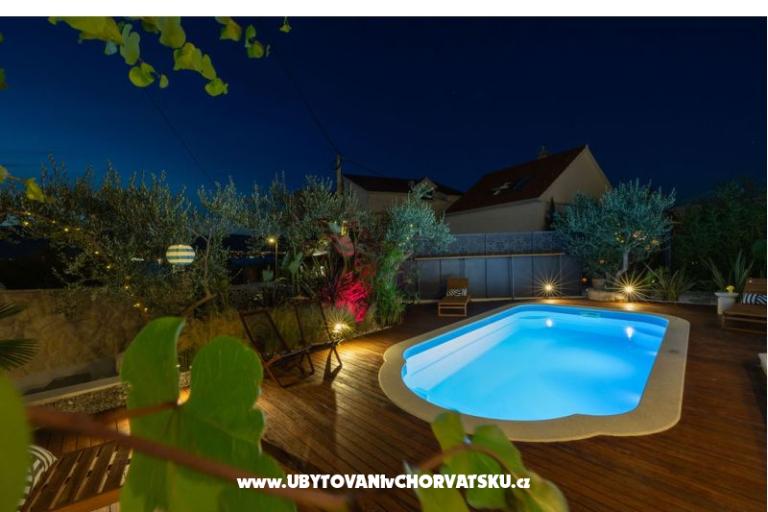 The Three Flowers Pool дом – фото 81
