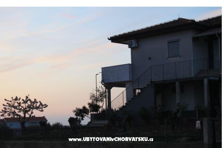 Apartma Olive garden – фото 21