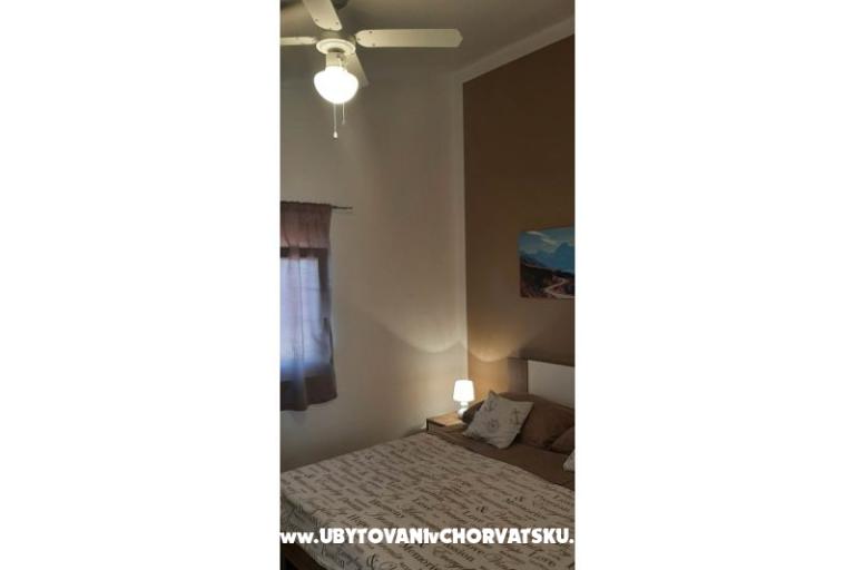 Alida apartmani Vir – фото 12