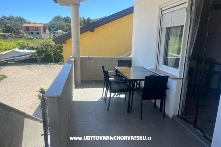 апартаменты Kreć Lozice otok Vir – фото 19