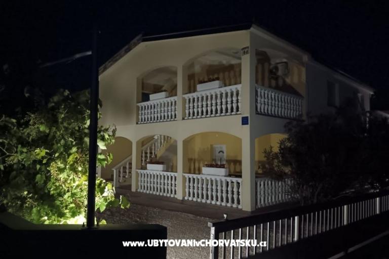 APARTMANI HELENA OASIS VIR – фото 25