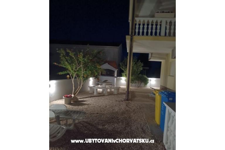 APARTMANI HELENA OASIS VIR – фото 26
