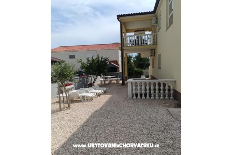 APARTMANI HELENA OASIS VIR – фото 31