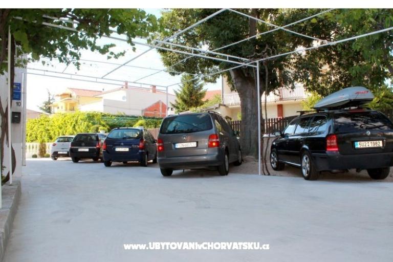 апартаменты Juricev 100m to the beach – фото 2