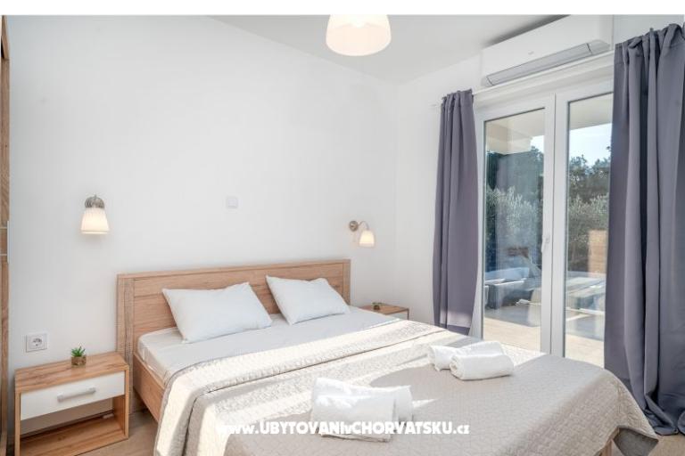 Beach Villa с бассейном Tribunj – фото 17