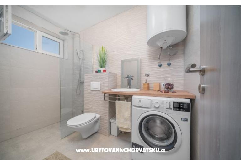 Beach Villa с бассейном Tribunj – фото 8