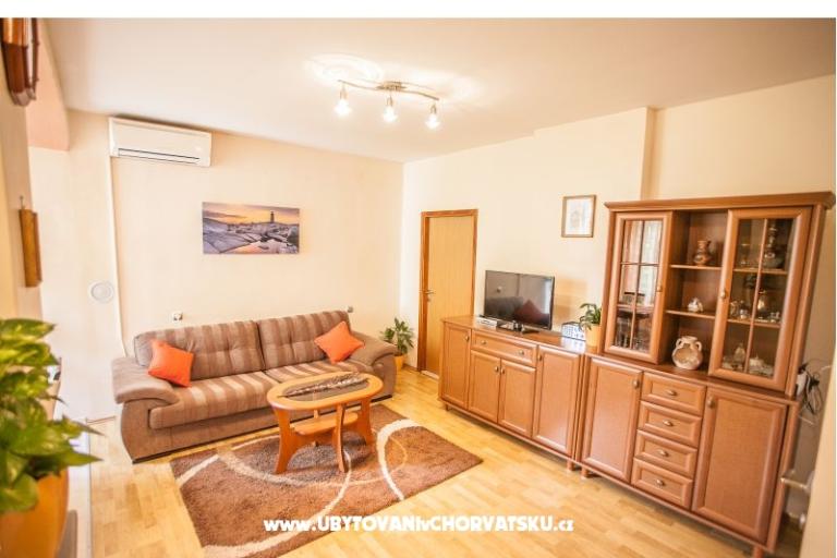 апартамент Tina 10 m. beach – фото 7