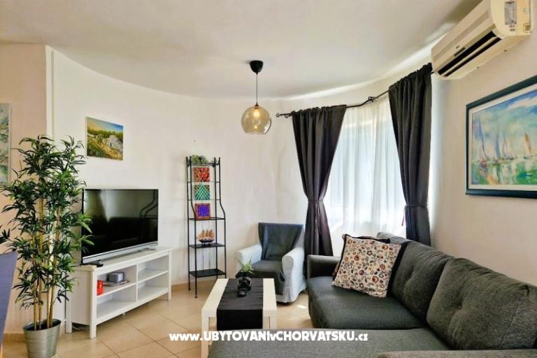 апартаменты Tena,  prvi red do mora – фото 31
