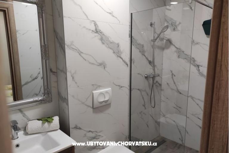 Villa Filipovic 2 апартаменты Žuljana – фото 17